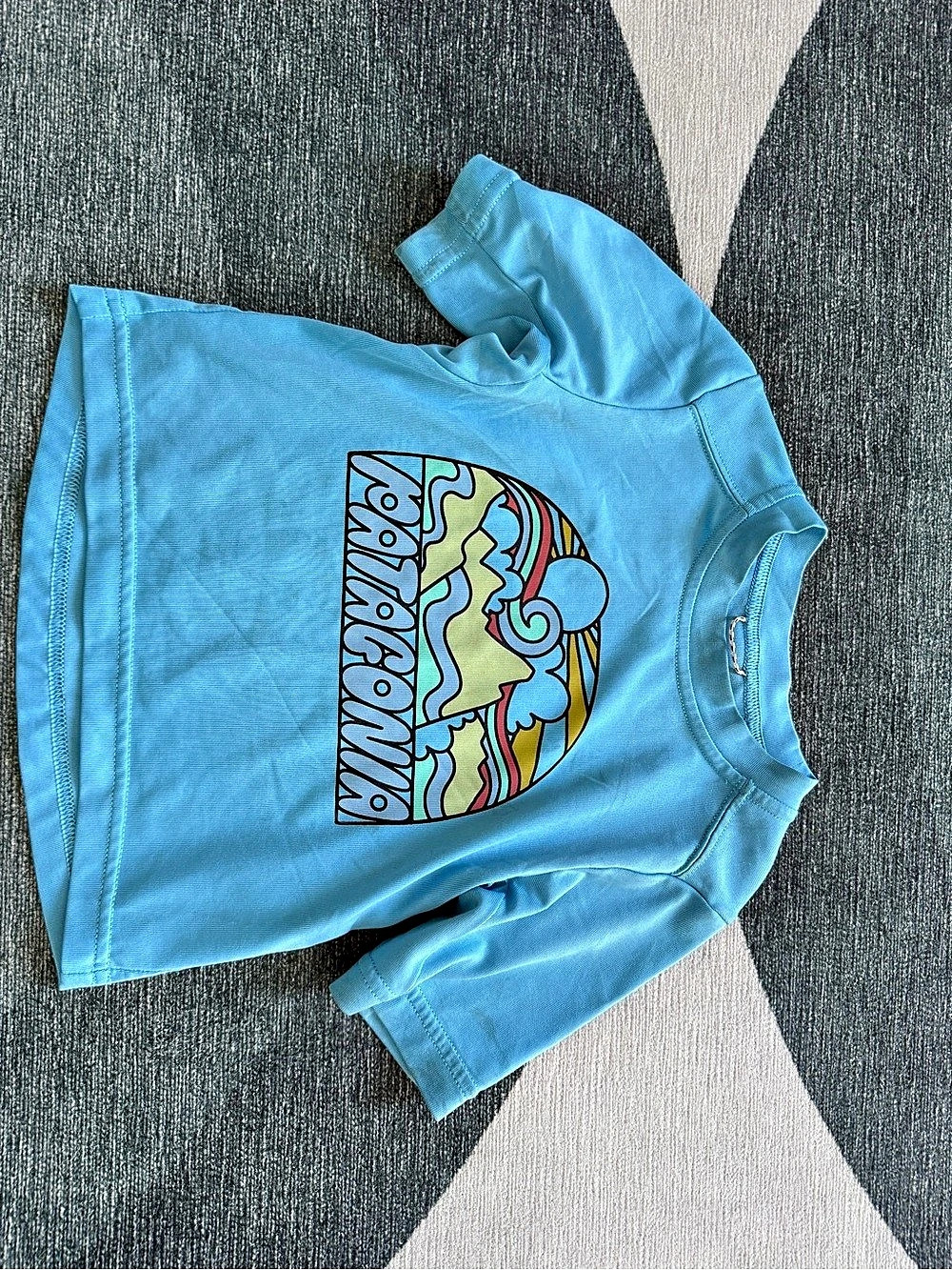 Patagonia Silkweight Capilene Size 12mo Blue Sun Tee